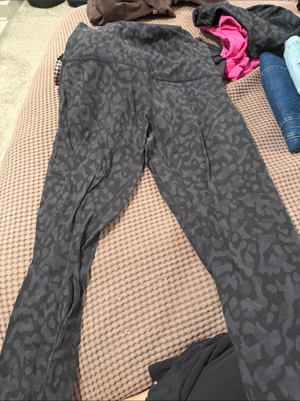 Lululemon Women's Charcoal Animal Print Leggings